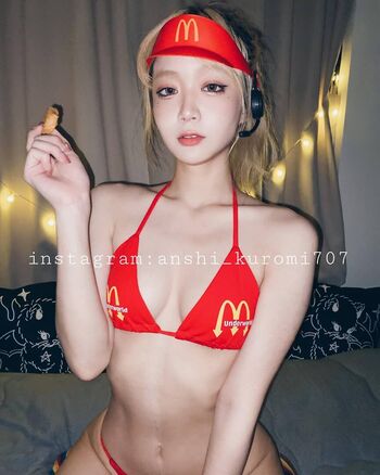anshi__kuromi707