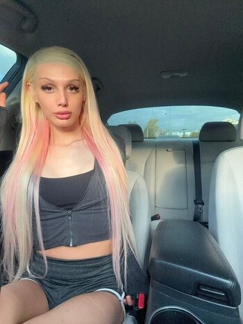 arianathedoll
