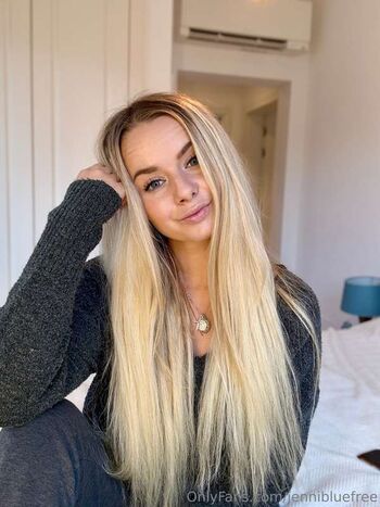 Jenni Blue 