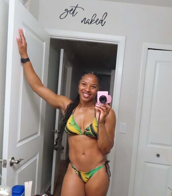 Kali Armstrong WWE