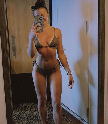 Lauren Calandriello
