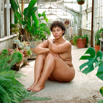 Tabria Majors